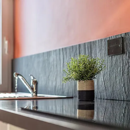 Viola Penthouse With Panoramic View Apartment